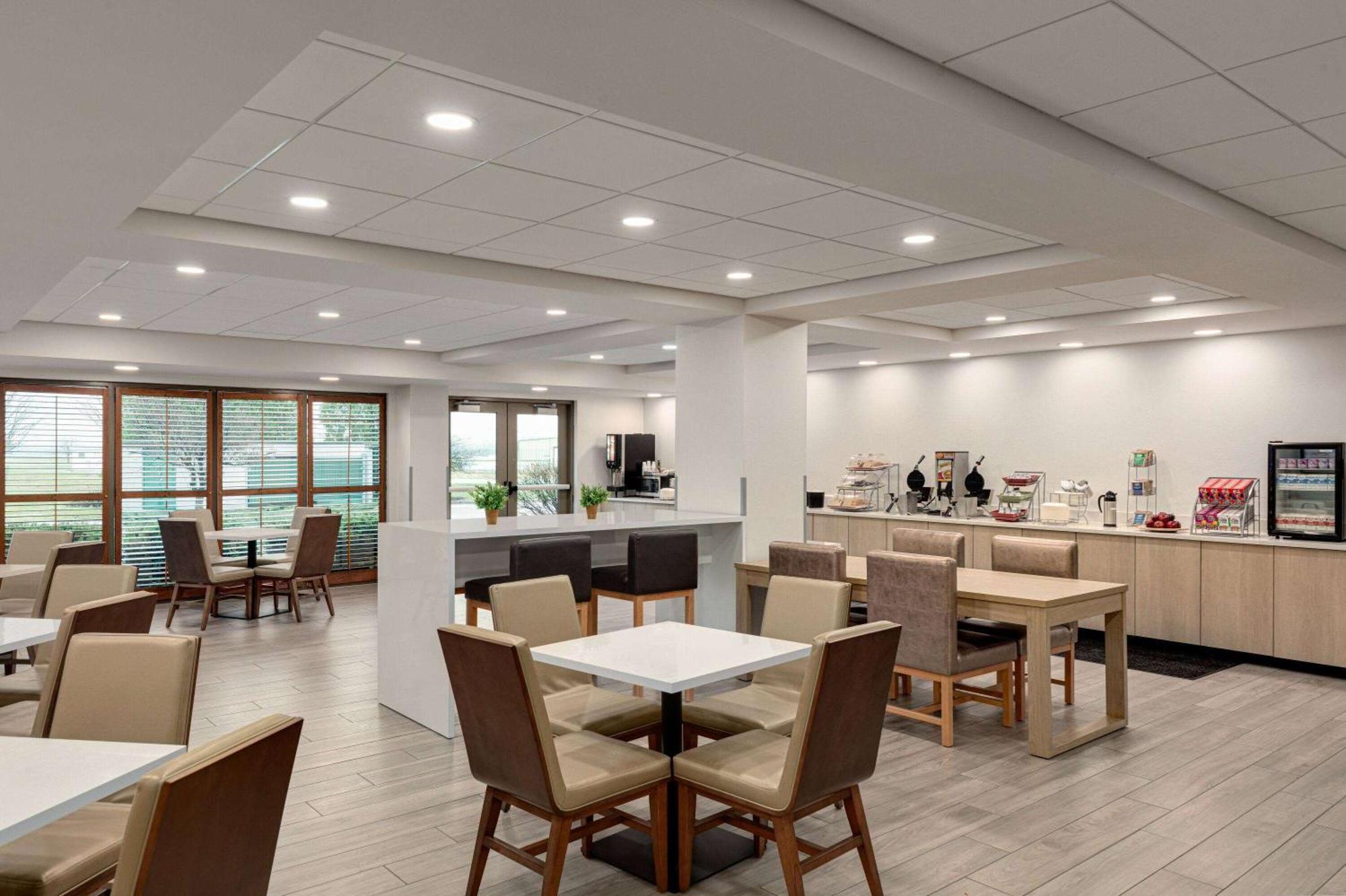 Wingate By Wyndham Green Bay Esterno foto